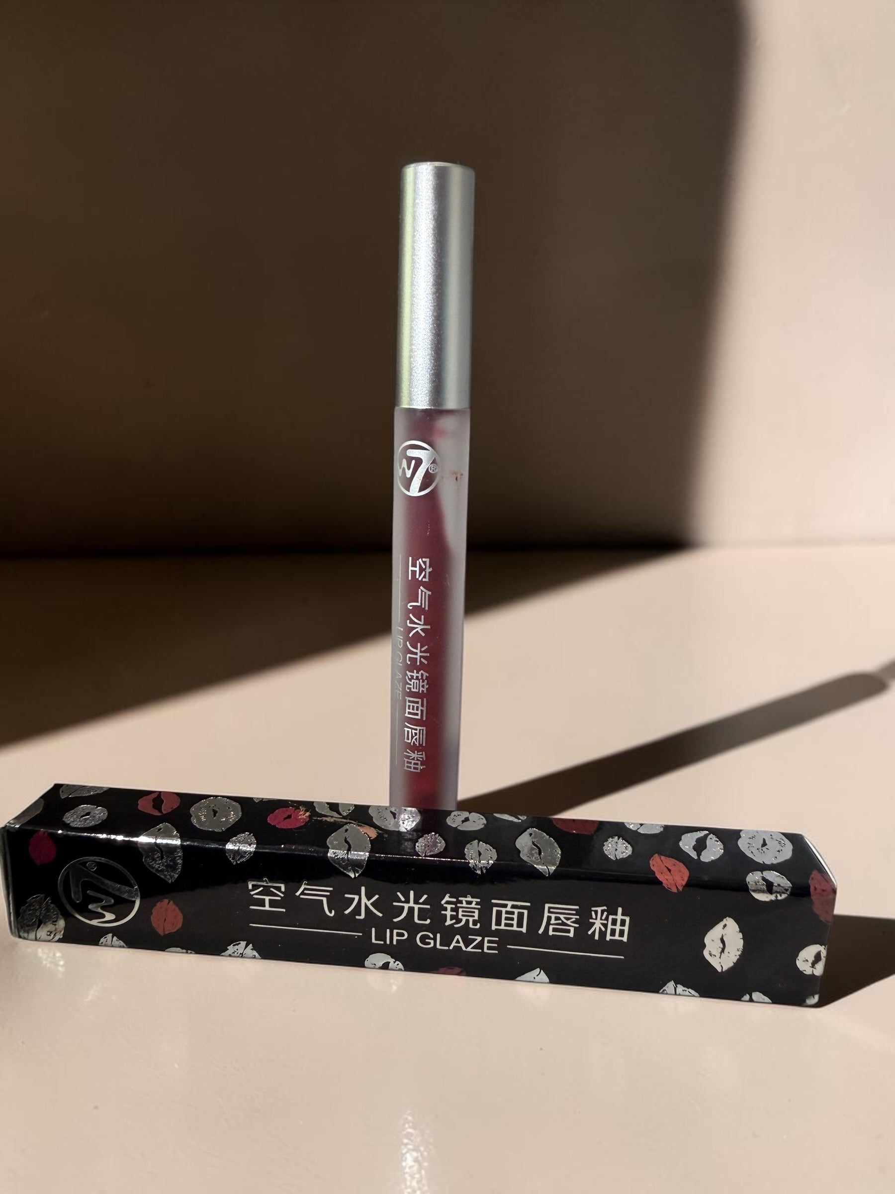 W7 lip glaze 02 liquid lipstick matte
