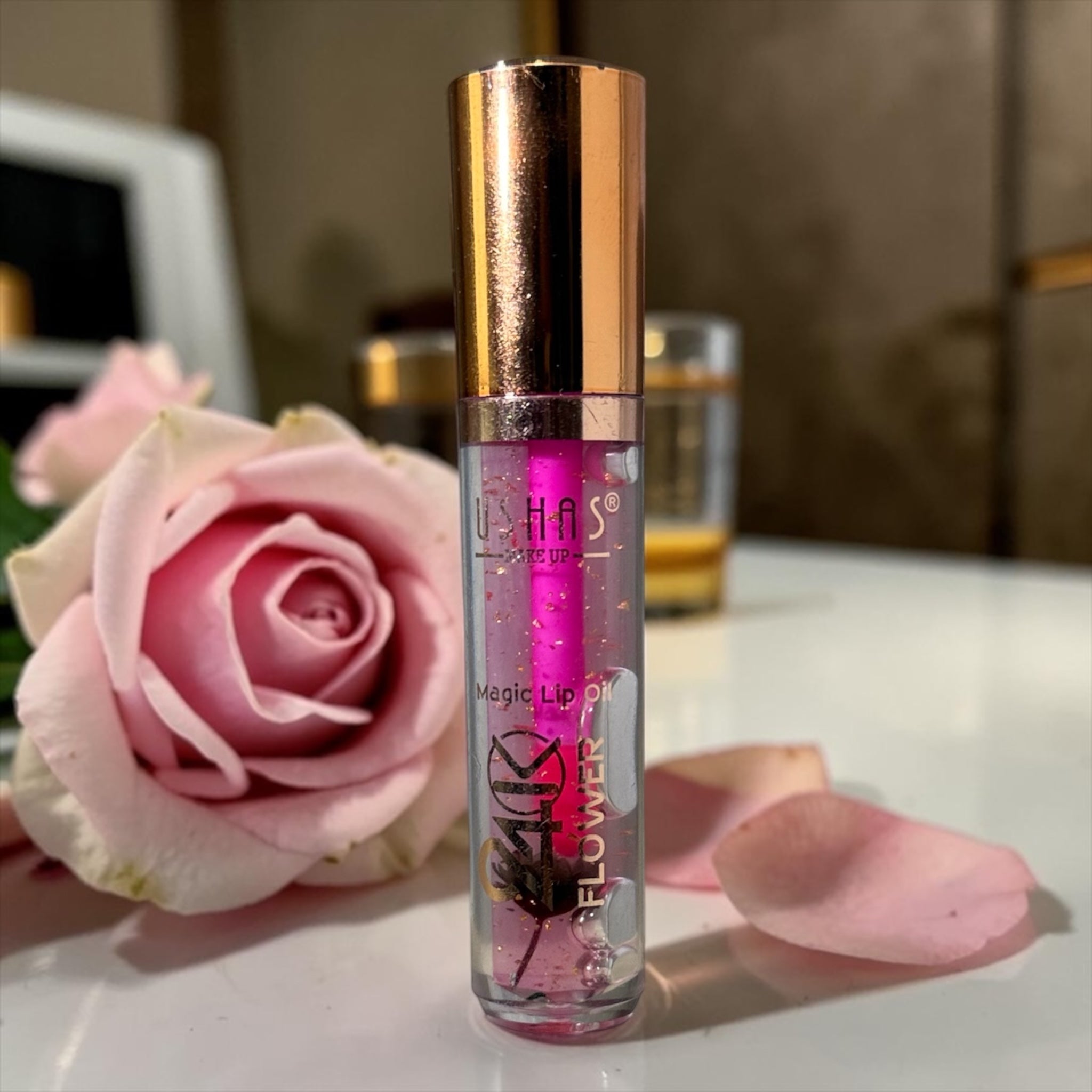 Ushas 24K Magic Lip Oil Flower
