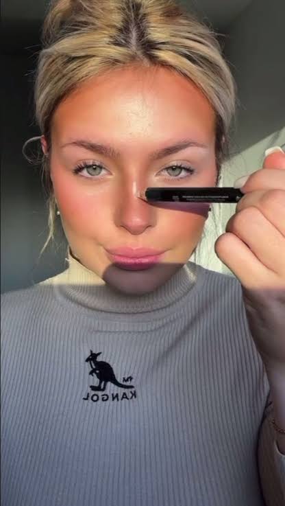Wunderbrow Light-Sculptor Pencil